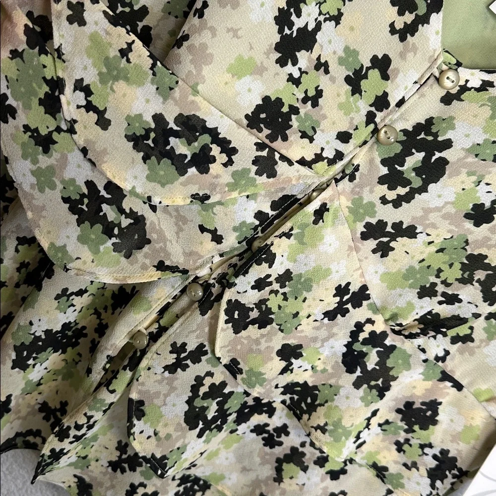 NEW Emma James Green Floral Top‎ Tiered Ruffle Blouse Button Up Womens 12 - Picture 3 of 7